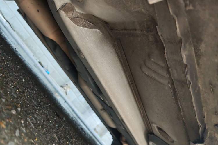 Used Lexus ES 2013 300h Elite Edition Chassis Front Left