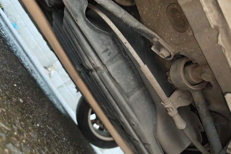 Used Lexus ES 2013 300h Elite Edition Chassis Rear Left