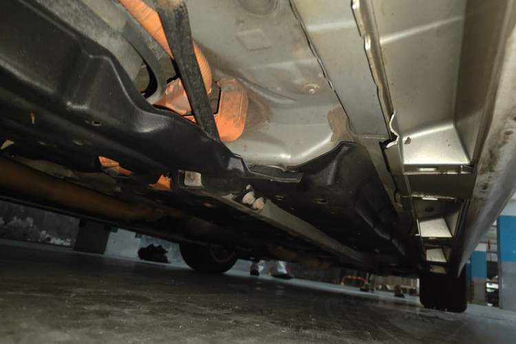 Used Lexus ES 2013 300h Elite Edition Chassis Rear Right