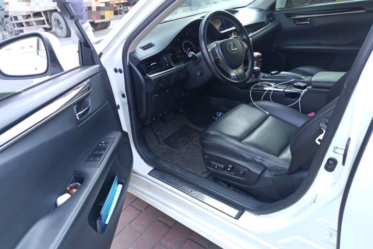 Used Lexus ES 2013 250 Elite Edition Driver Seat