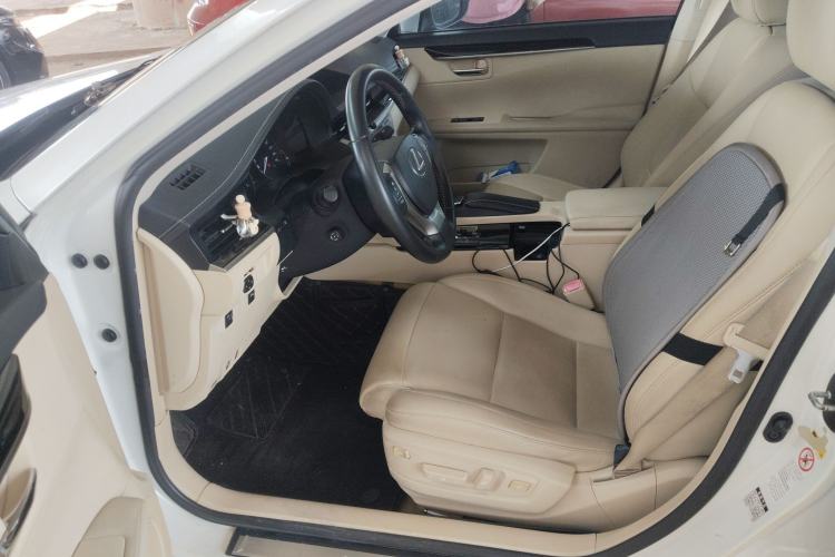 Used Lexus ES 2013 250 Elite Edition Driver Seat