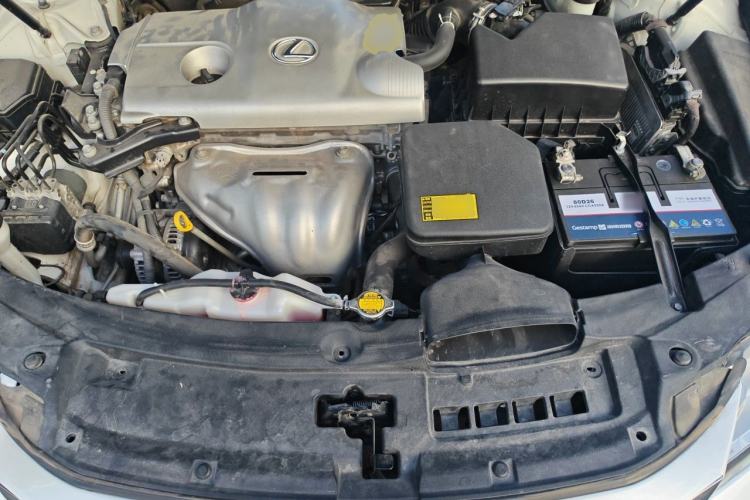 Used Lexus ES 2013 250 Elite Edition Engine Bay