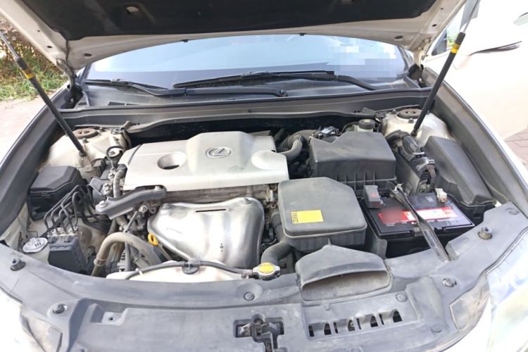 Used Lexus ES 2013 250 Elite Edition Engine Bay