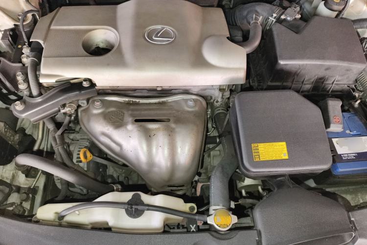 Used Lexus ES 2013 250 Elite Edition Engine Bay