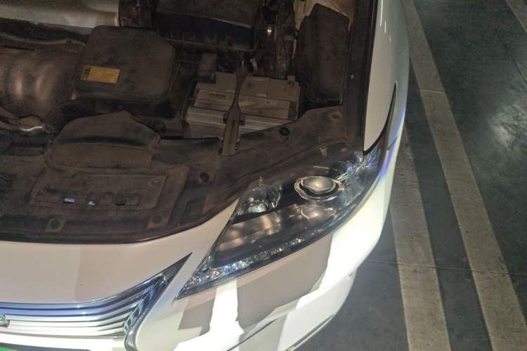 Used Lexus ES 2013 250 Elite Edition Engine Bay Left