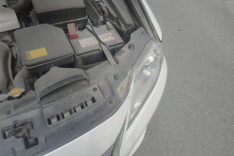 Used Lexus ES 2013 250 Elite Edition Engine Bay Left