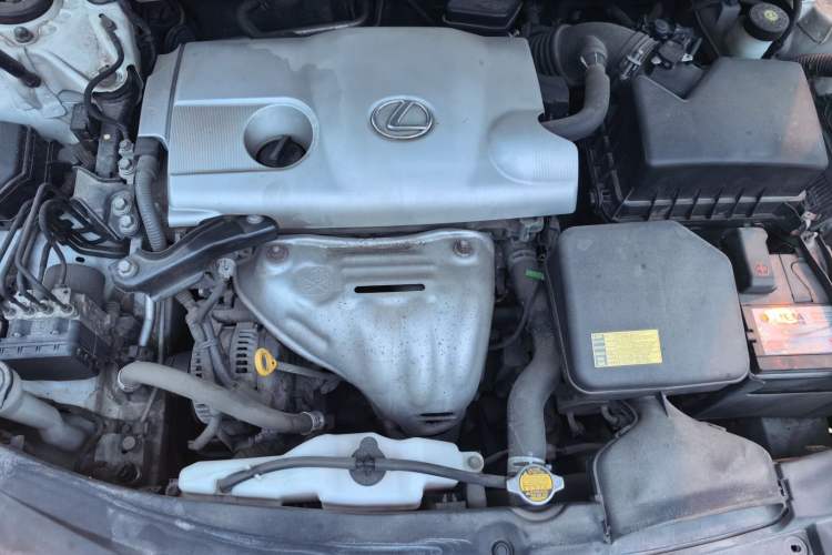 Used Lexus ES 2013 250 Elite Edition Engine Bay