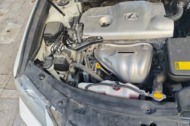 Used Lexus ES 2013 250 Elite Edition Engine Bay Right