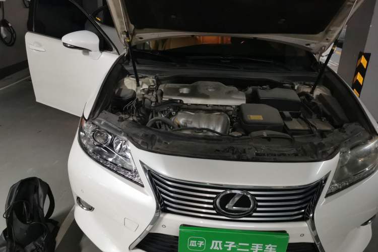 Used Lexus ES 2013 250 Elite Edition Engine Bay Right