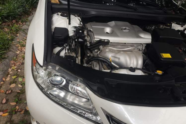 Used Lexus ES 2013 250 Elite Edition Engine Bay Right