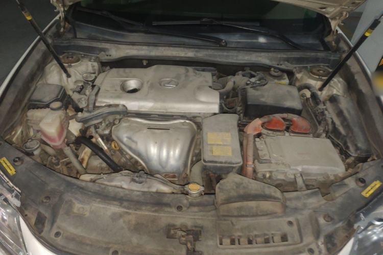 Used Lexus ES 2013 300h Elite Edition Engine Bay