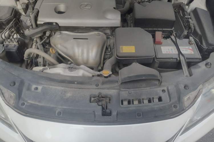Used Lexus ES 2013 250 Elite Edition Engine Bay