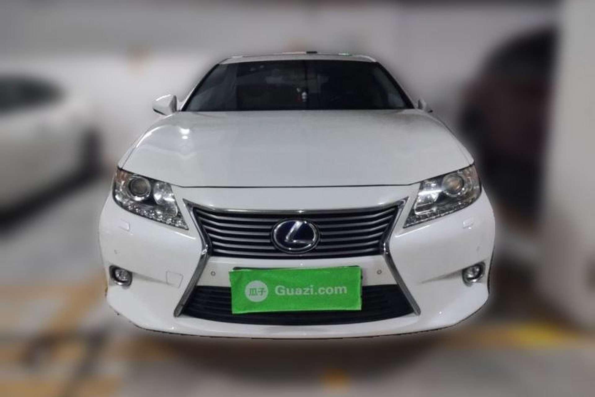Used Lexus ES 2013 300h Elite Edition Front