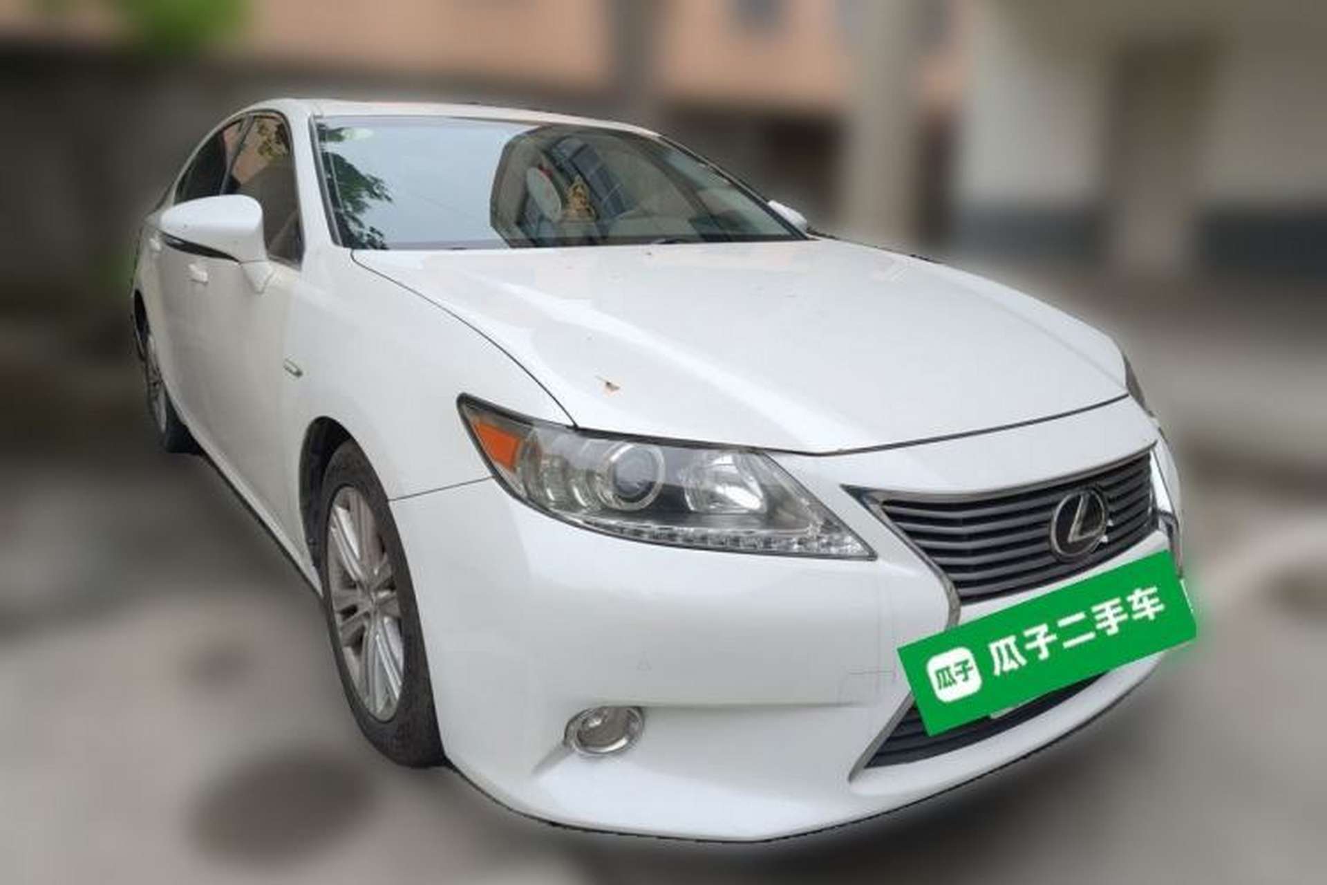 Used Lexus ES 2013 250 Elite Edition Front Right 45 Deg