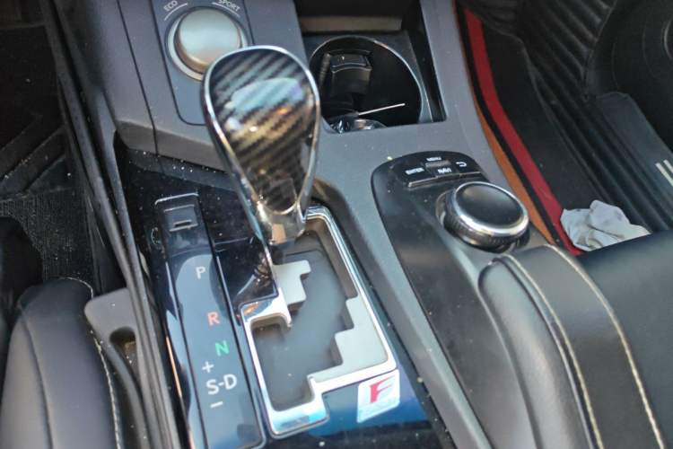 Used Lexus ES 2013 250 Elite Edition Gear Lever