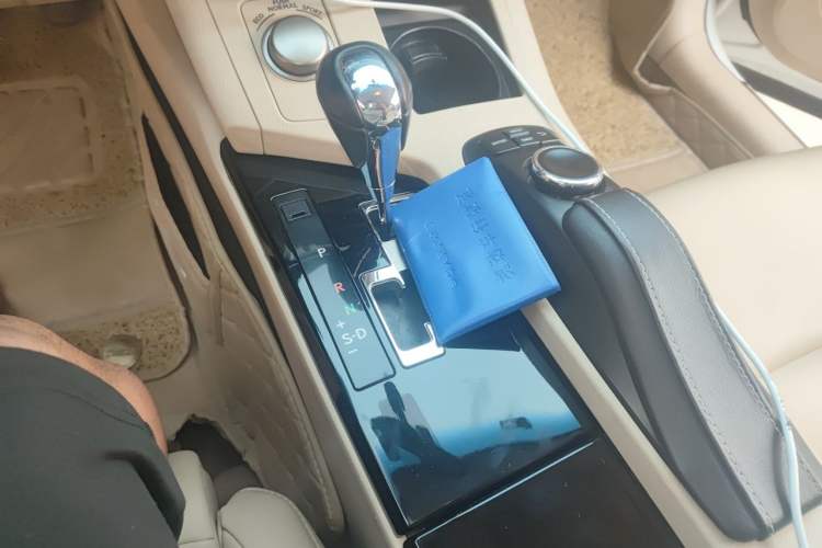 Used Lexus ES 2013 250 Elite Edition Gear Lever