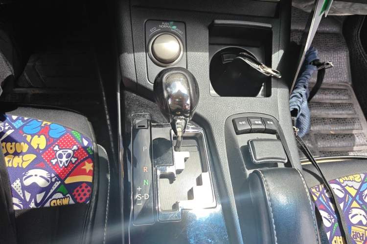 Used Lexus ES 2013 250 Elite Edition Gear Lever