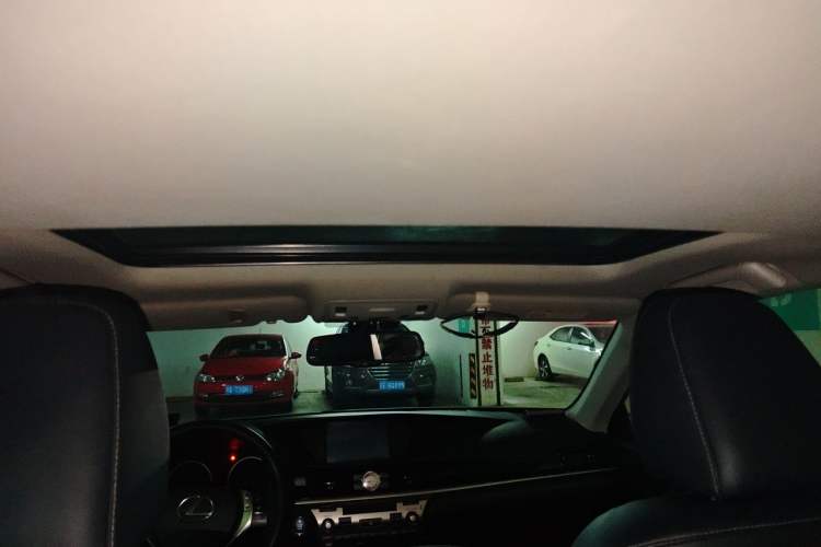 Used Lexus ES 2013 250 Elite Edition Headliner