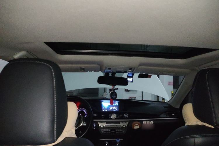 Used Lexus ES 2013 300h Elite Edition Headliner