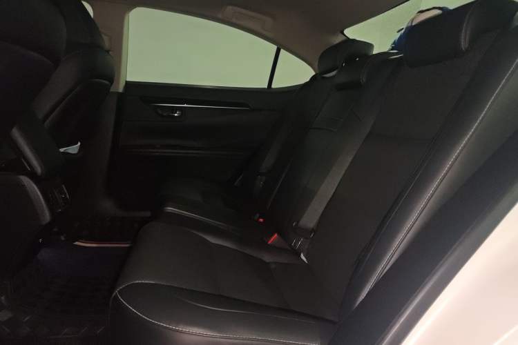 Used Lexus ES 2013 250 Elite Edition Interior 4