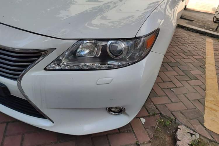Used Lexus ES 2013 300h Elite Edition Left Front Headlight