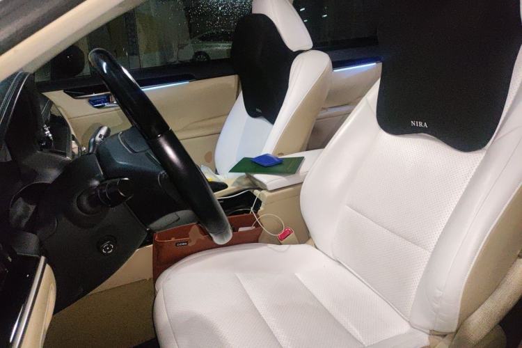 Used Lexus ES 2013 300h Elite Edition Left Front Seat