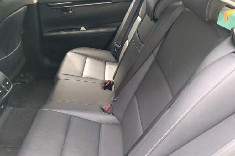 Used Lexus ES 2013 250 Elite Edition Left Rear Seat