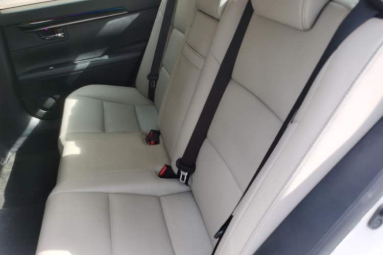 Used Lexus ES 2013 250 Elite Edition Left Rear Seat