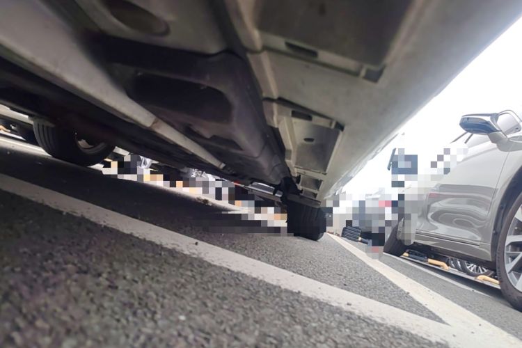 Used Lexus ES 2013 300h Elite Edition Left Side Sill