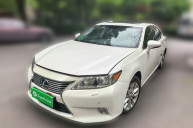 Used Lexus ES 2013 300h Elite Edition
