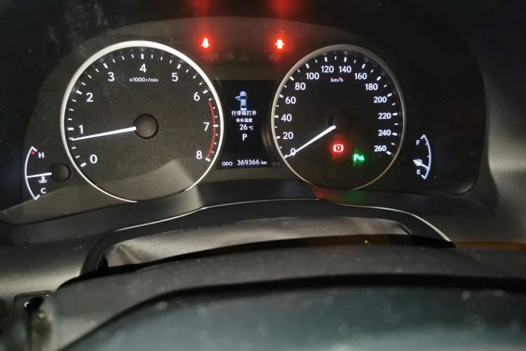 Used Lexus ES 2013 250 Elite Edition Odometer Close Up