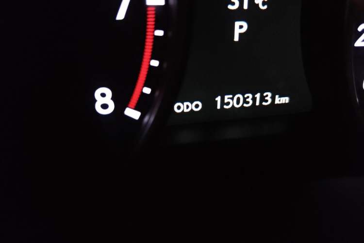 Used Lexus ES 2013 250 Elite Edition Odometer Close Up