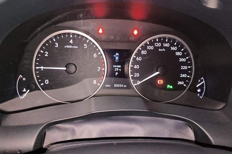 Used Lexus ES 2013 250 Elite Edition Odometer Close Up