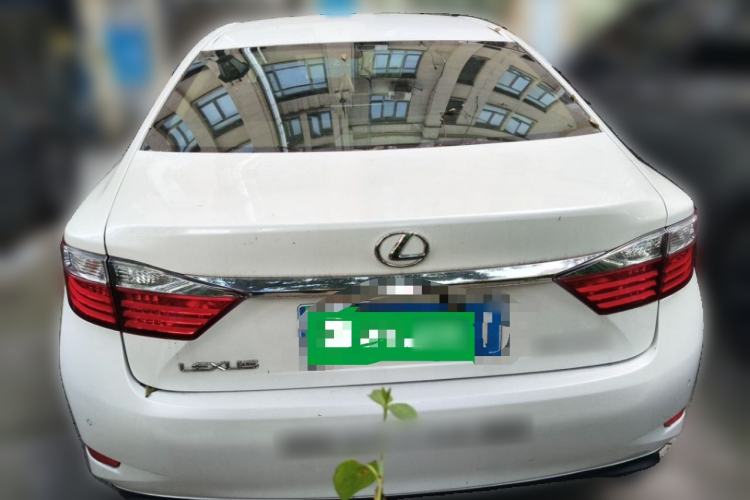 Used Lexus ES 2013 250 Elegant Edition Rear
