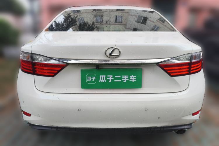 Used Lexus ES 2013 250 Elite Edition Rear