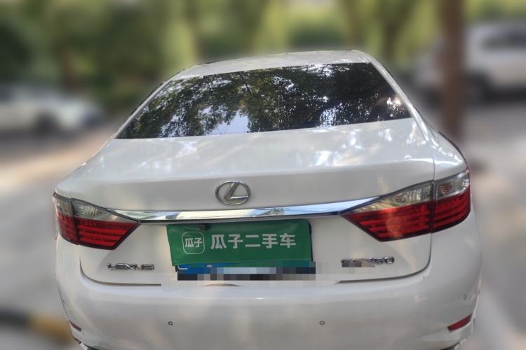 Used Lexus ES 2013 250 Elite Edition Rear