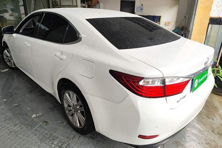 Used Lexus ES 2013 250 Elite Edition Rear Left 45 Deg