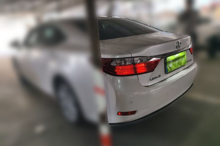 Used Lexus ES 2013 250 Elite Edition Rear Left 45 Deg