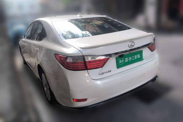 Used Lexus ES 2013 250 Elegant Edition Rear Left 45 Deg