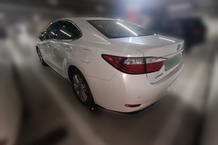 Used Lexus ES 2013 250 Elite Edition Rear Left 45 Deg