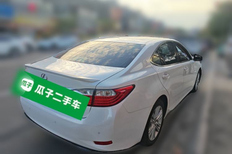 Used Lexus ES 2013 250 Elite Edition Rear Right 45 Deg