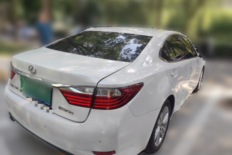 Used Lexus ES 2013 250 Elite Edition Rear Right 45 Deg