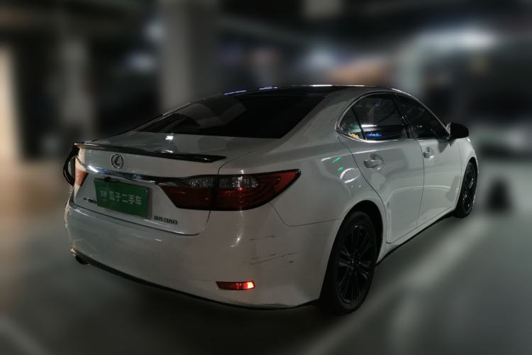 Used Lexus ES 2013 250 Elite Edition Rear Right 45 Deg