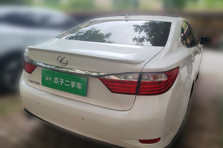 Used Lexus ES 2013 250 Elite Edition Rear Right 45 Deg