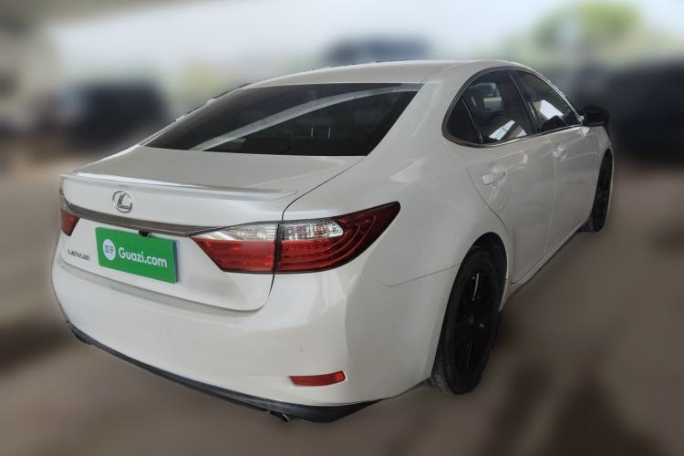 Used Lexus ES 2013 250 Elite Edition Rear Right 45 Deg