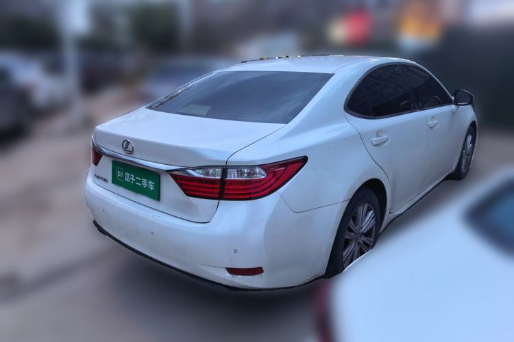 Used Lexus ES 2013 250 Elite Edition Rear Right 45 Deg
