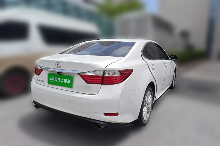 Used Lexus ES 2013 250 Elite Edition Rear Right 45 Deg