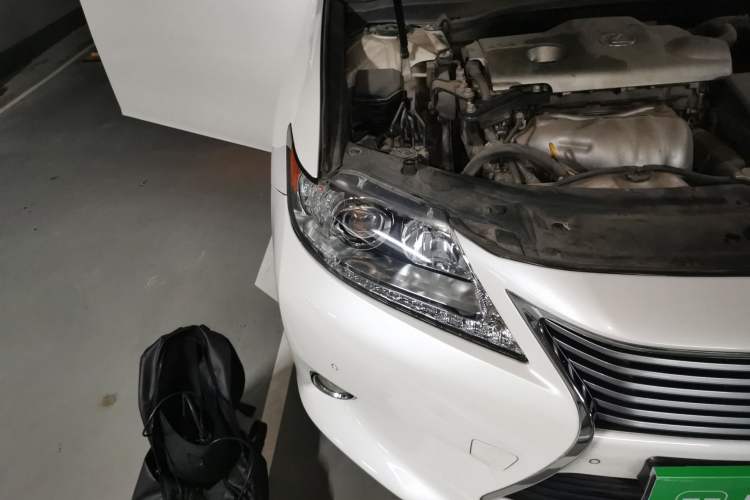 Used Lexus ES 2013 250 Elite Edition Right Front Headlight