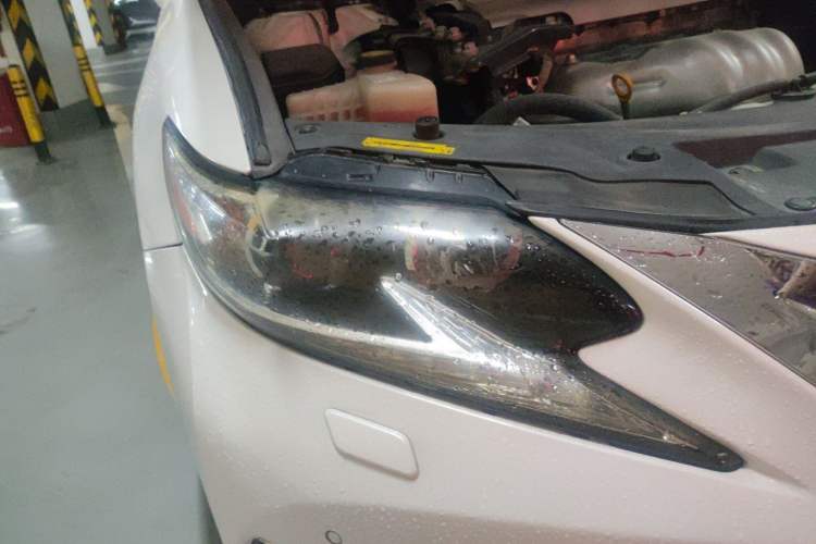 Used Lexus ES 2013 300h Elite Edition Right Front Headlight