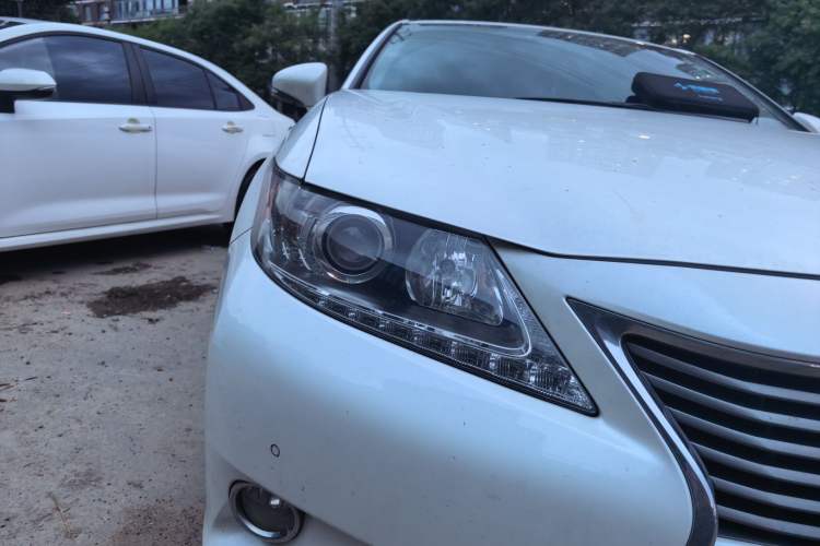 Used Lexus ES 2013 250 Elite Edition Right Front Headlight